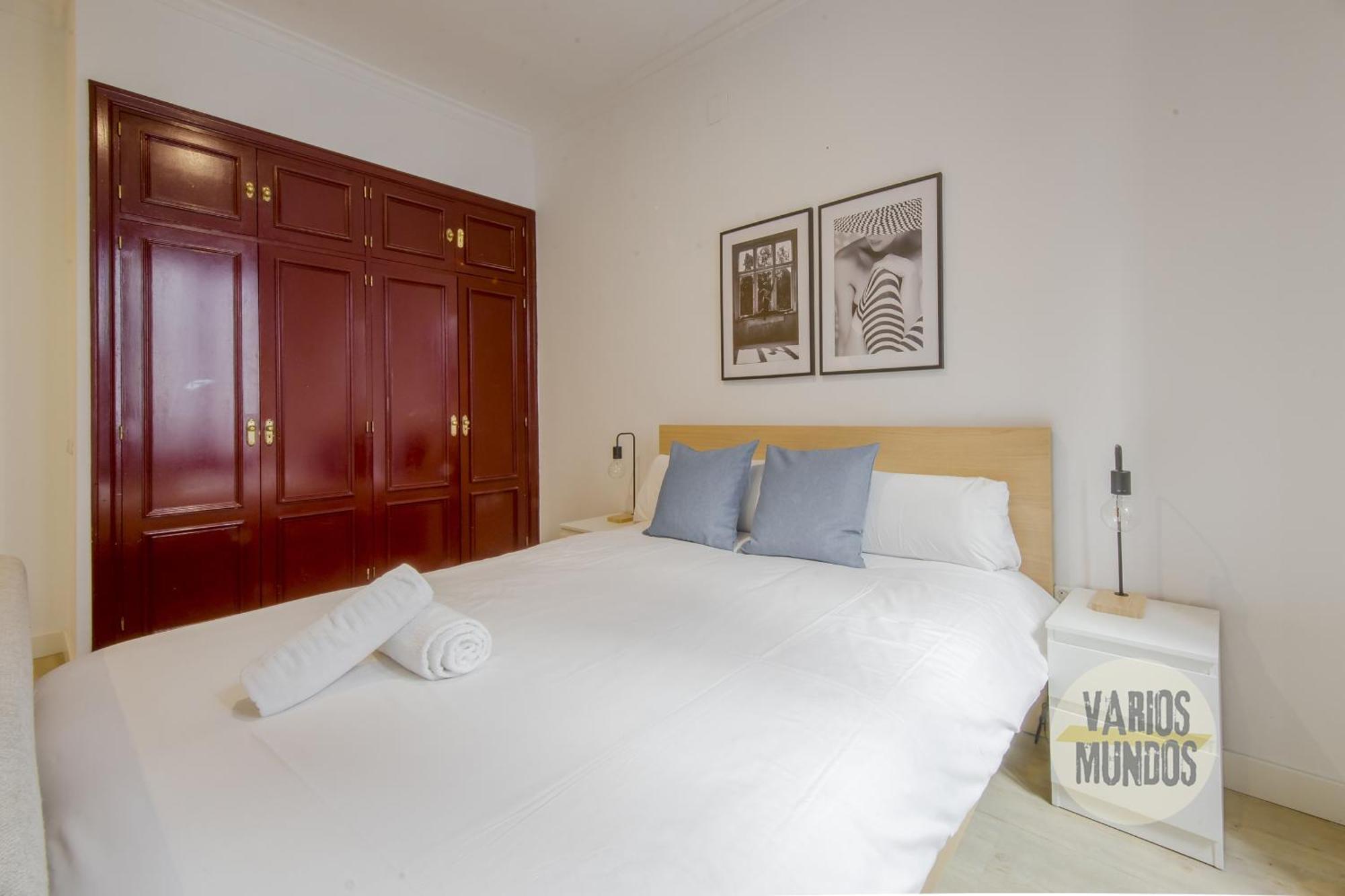 Beautiful Loft Para 3Pax En Huertas-Cortes Madrid Dış mekan fotoğraf