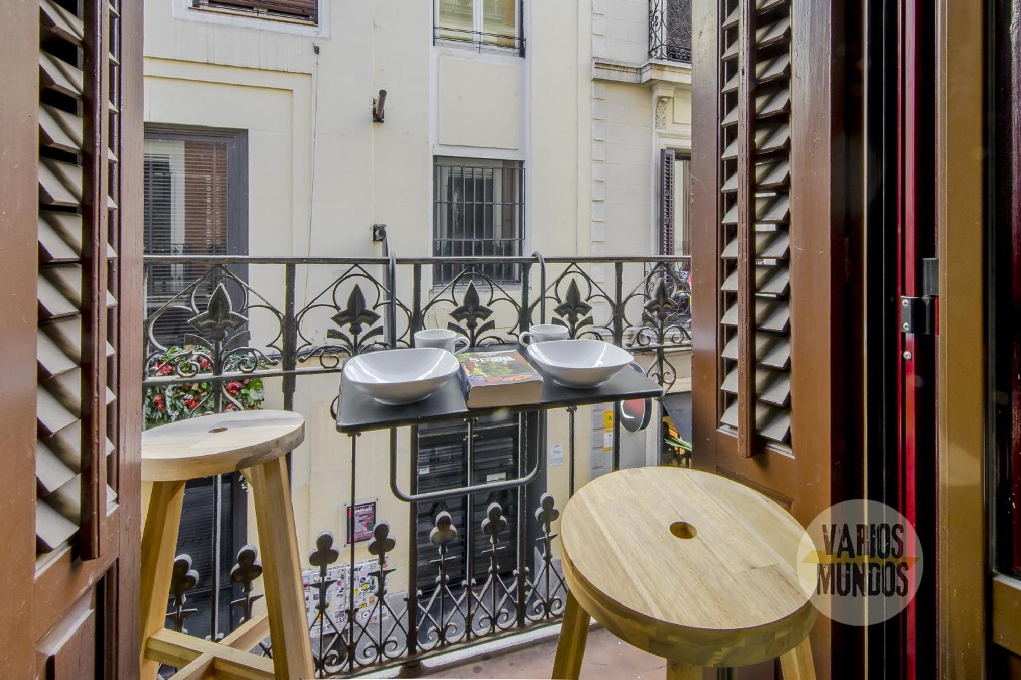 Beautiful Loft Para 3Pax En Huertas-Cortes Madrid Dış mekan fotoğraf