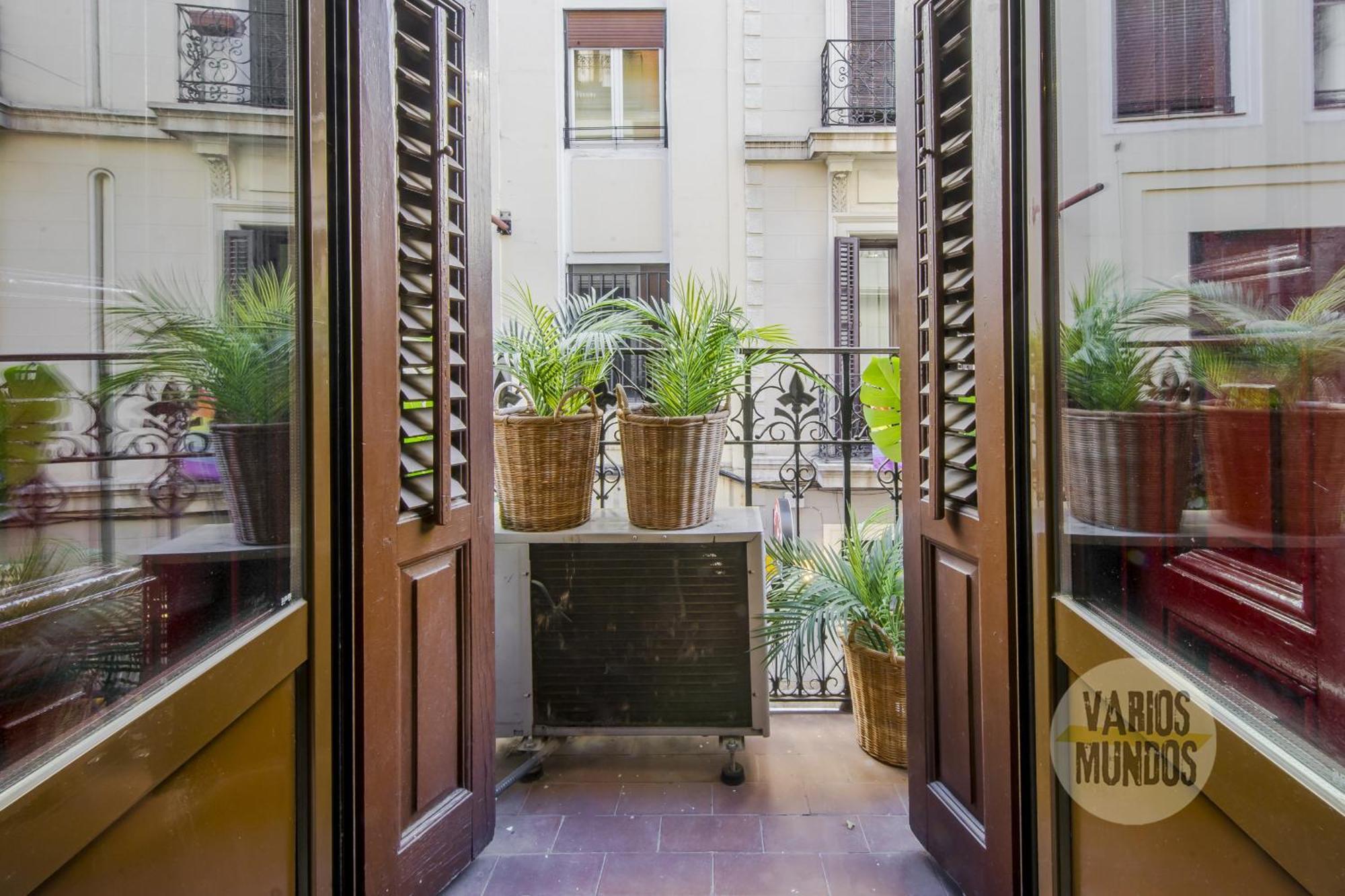 Beautiful Loft Para 3Pax En Huertas-Cortes Madrid Dış mekan fotoğraf